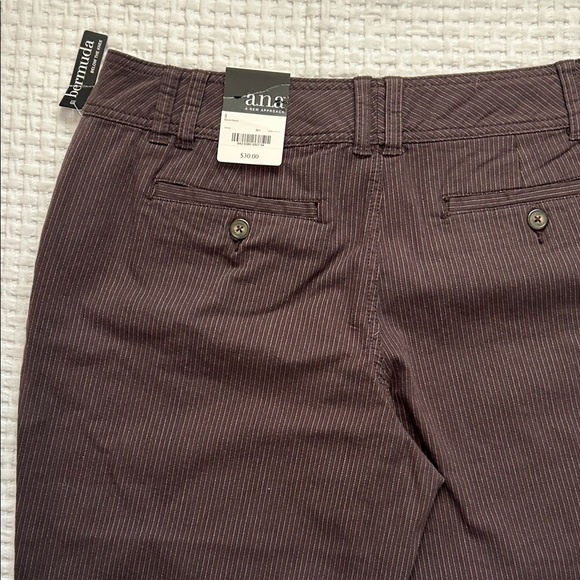 a.n.a Chocolate Pinstriped Women's Shorts - Picture 8 of 12